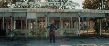 VIDEO - Laffranchini presenta Believer Unconventional Cello