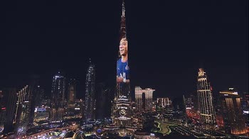 globe soccer burj khalifa video premiati
