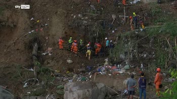Colombia, frana montagna, almeno 14 morti e molti feriti