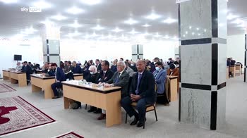 Premier libico sfugge a un attentato, spari contro la sua auto