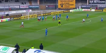 Serie B, il gol al volo di Arrigoni contro l'Ascoli