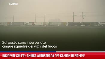 Incidente su A1 a Lodi: camion in fiamme