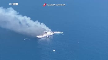 Salvi 278 nell'incendio al traghetto Grimaldi, 11 dispersi