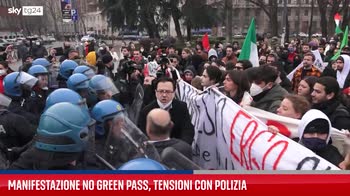Milano, manifestazione no Green Pass