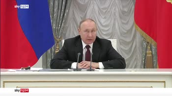 Ucraina, Putin: cercata una soluzione pacifica