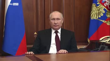 Putin: Ucraina � parte della storia della Russia