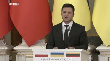 Crisi Ucraina, Zelensky: accogliamo decisione sanzioni