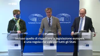 Delegazione Europarlamento a Varsavia: Polonia rispetti diritti e leggi europee