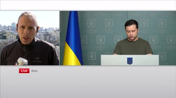 Crisi ucraina: l'inviato di Sky TG24 Jacopo Arbarello live h12 da Kiev