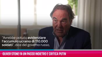VIDEO Oliver Stone fa un passo indietro e critica Putin