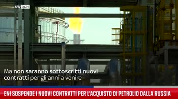 Eni sospende i nuovi contratti per l'acquisto di petrolio dalla Russia