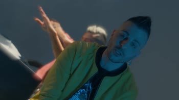 VIDEO - WhiteShark presentano Cachet