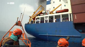 Migranti, tre imbarcazioni salvate da naufragio nel Mediterraneo