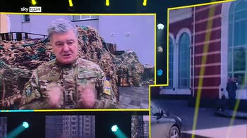 ERROR! Live In, intervista a Poroshenko