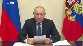 guerra in Ucraina, Putin nega difficolt� economia e premie brighata di Bucha