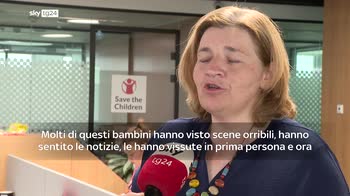 I bambini e la guerra, Save the Children aiuta i minori sfollati