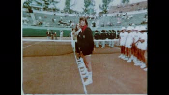 Una squadra, il trailer