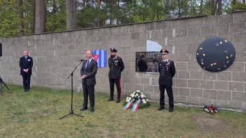 Germania, targa ricorda italiani deportati a Sachsenhausen