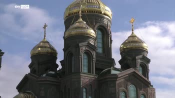 ERROR! Papa, prima udienza in sedia a rotelle