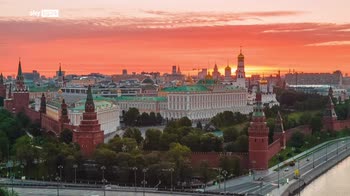 Ucraina, Zelensky apre a pace con rinuncia della Crimea