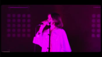 VIDEO - Anna Carol presenta Rotterdam