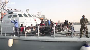 Migranti, barche in avaria soccorse da Mare Jonio e Sea watch