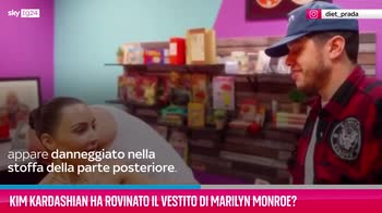 VIDEO Kim Kardashian: rovinato il vestito di Marilyn Monroe?