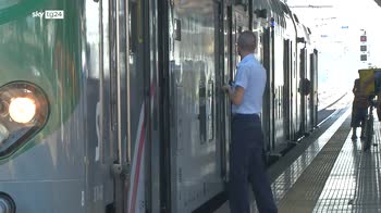 Capotreno aggredito a Belgioso a colpi di catene, domani sciopero Trenord