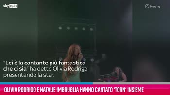 VIDEO Olivia Rodrigo e Natalie Imbruglia, duetto con "Torn"