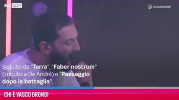 VIDEO Chi è Vasco Brondi