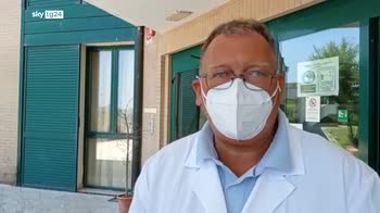 Scontro in mare, procura indaga per naufragio, omicidio colposo e lesioni. Si cerca dispersa