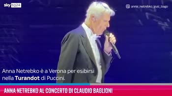 VIDEO Anna Netrebko al concerto di Claudio Baglioni
