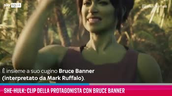 VIDEO She-Hulk: clip della protagonista con Bruce Banner