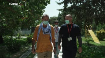 un anno dopo la scomparsa di Gino Strada l?ospedale di Kabul di Emergency a pieno regime