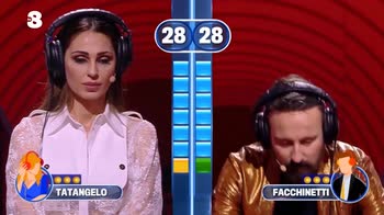 Name That Tune: Anna Tatangelo vs Francesci Facchinetti