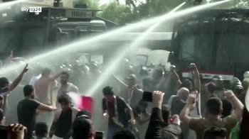 ERROR! Iraq: continuano le proteste dei sostenitori di Sadr davanti al Parlamento