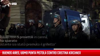 Argentina, uomo punta pistola contro vicepresidente Kirchner