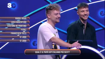 100% Italia: rap, papà sexy e lusinghe