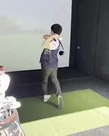 f1 gasly tsunoda simulatore golf