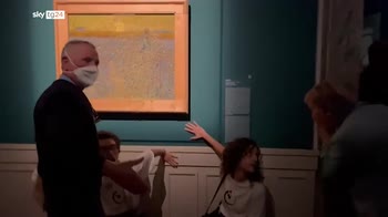 ERROR! Ambiente, attivisti imbrattano un Van Gogh