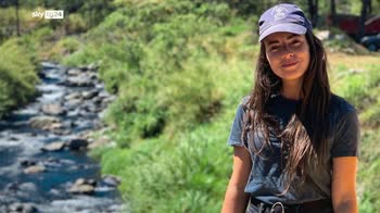 Rilasciata dall'Iran, Alessia Piperno torna a casa, tra gioia e stanchezza