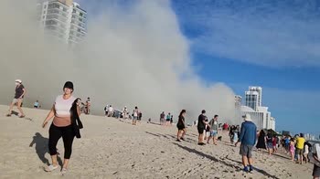 Demolito lo storico hotel di Miami Beachfront