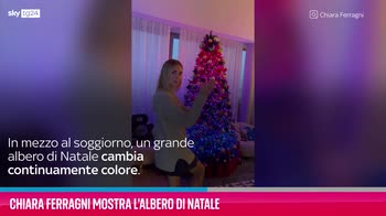 VIDEO Chiara Ferragni mostra l'albero di Natale