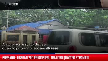 Birmania: liberati 700 prigionieri, tra loro quattro stranieri