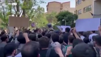 ERROR! Iran, alessia piperno racconta prigionia, teheran rilascia 700 detenuti