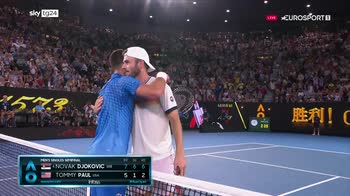 Australian Open, il padre di Djokovic con i filorussi: polemiche