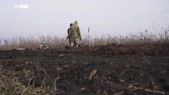 Ucraina, Sky Tg24 in missione con i Black Tulip alla ricerca dei corpi dei caduti