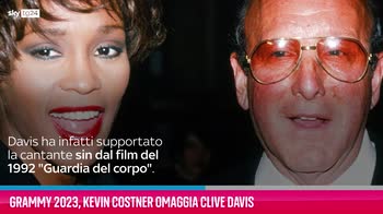 VIDEO Grammy 2023, Kevin Costner omaggia Clive Davis