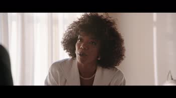 Whitney Houston - Una Voce Diventata Leggenda, il trailer