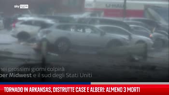 Tornado in Arkansas, distrutte case e alberi: almeno 3 morti